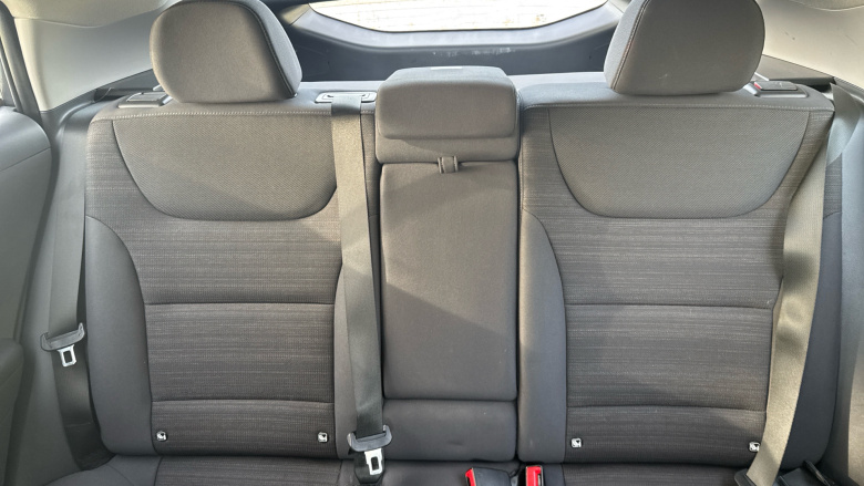 Hyundai IONIQ 1.6 GDi Hybrid Premium 5dr DCT Hybrid Hatchback